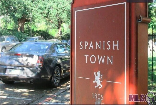 Building Photo - Charming 3 bedroom home in Historic Spanish Town