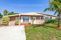 Building Photo - 3101 SW 37th Terrace