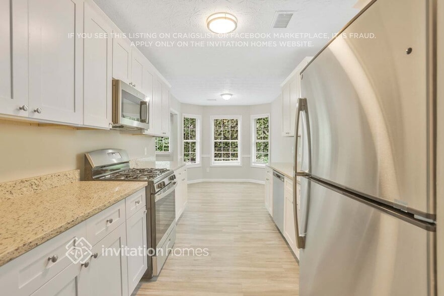 Building Photo - 10 Kentshire Pl NW