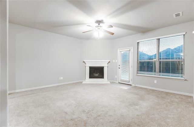 Building Photo - 908 Silver Moon Dr
