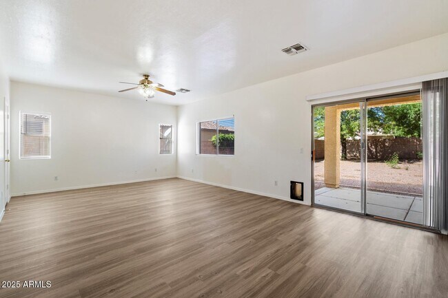 Building Photo - 13130 W Gelding Cir