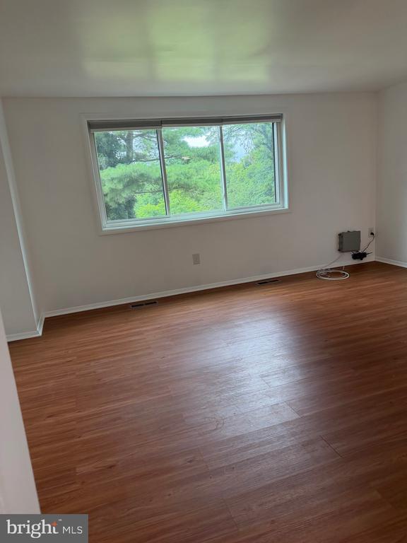Building Photo - 6581 Sweet Fern