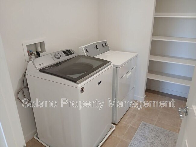 Building Photo - 1284 Warmth Ct