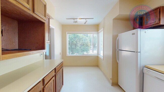 Building Photo - 4771 N Willamette Blvd
