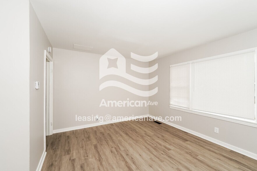 Building Photo - 5512 Ter Q