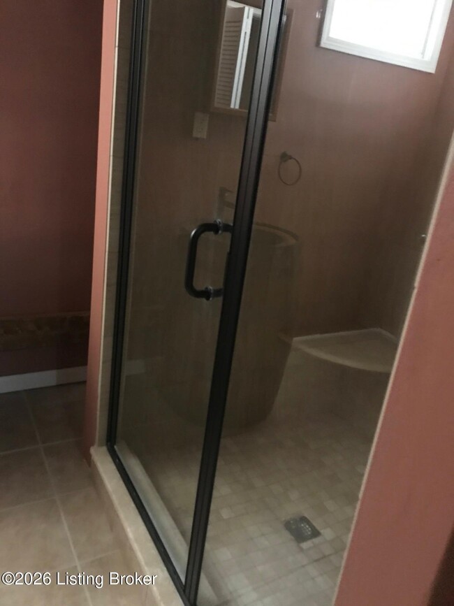 Building Photo - 401 Winton Ln