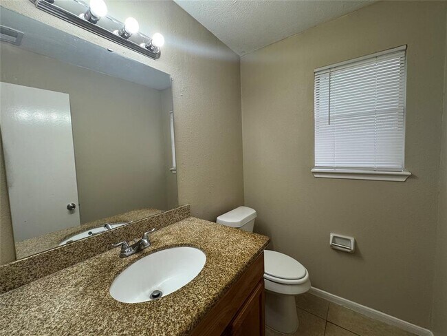 Building Photo - 15002 Dunster Ln