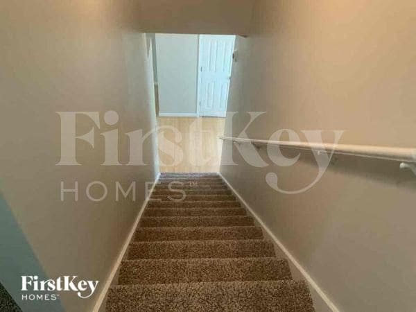 Building Photo - 1049 Megan Ct