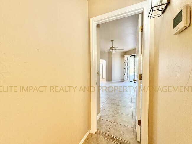 Building Photo - 11360 N Scioto Ave