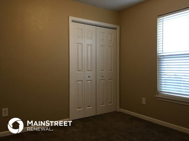 Building Photo - 6081 Bannister Ct