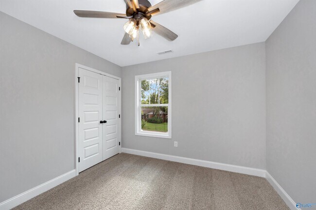 Building Photo - 1711 Golf Club Ln NW