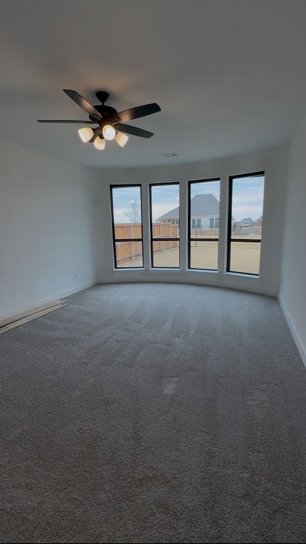 Building Photo - 3300 Little Bluestem Rd