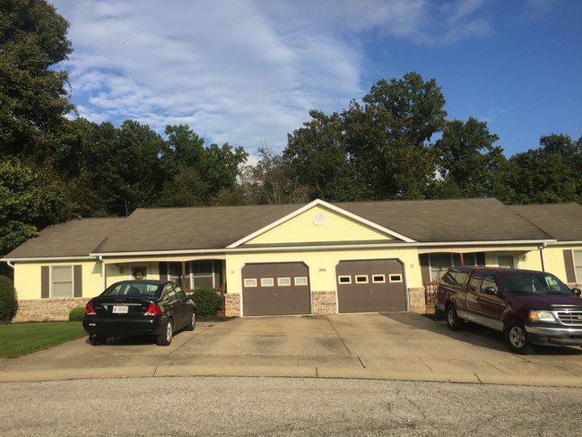 Building Photo - Westpark Townhomes