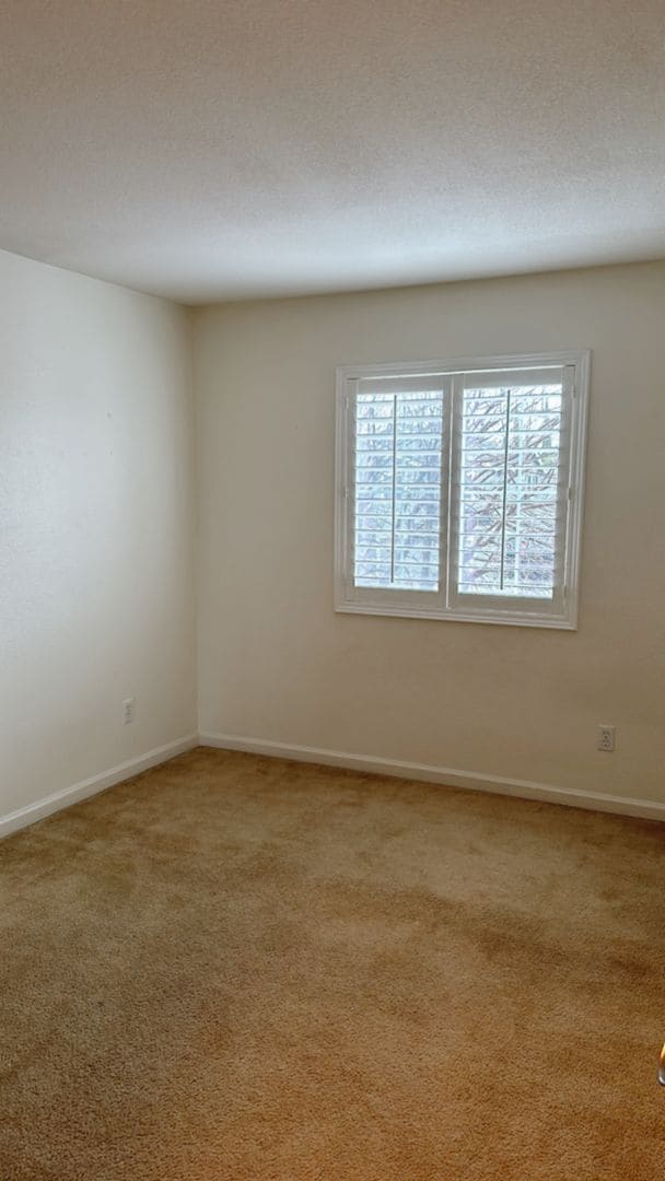 Building Photo - Great home in a court