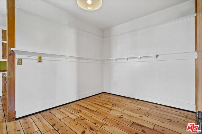 Building Photo - 8953 Keith Ave