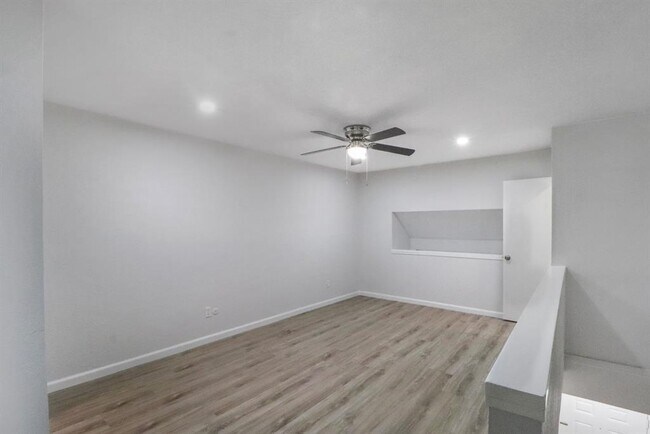 Building Photo - 5929 Queensloch Dr
