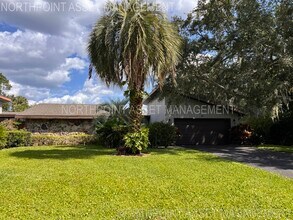 Building Photo - Grenelefe/Country Homes Community
