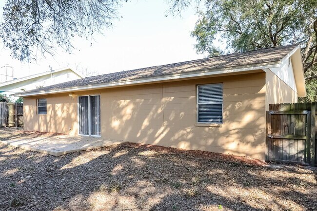 Building Photo - 5618 El Dorado Ave