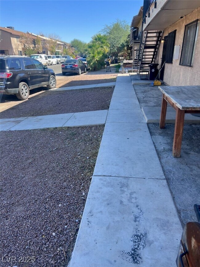 Building Photo - 4725 Convaire Ave