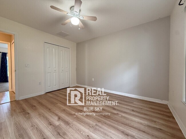 Building Photo - 12336 Jaybird Rd
