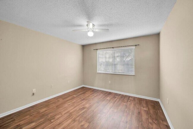 Building Photo - 3714 NW Mediterranean Ln