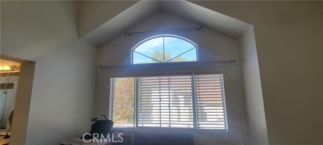 Building Photo - 1 Andria