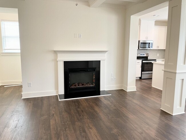 Building Photo - 374 Auburn Valley Wy