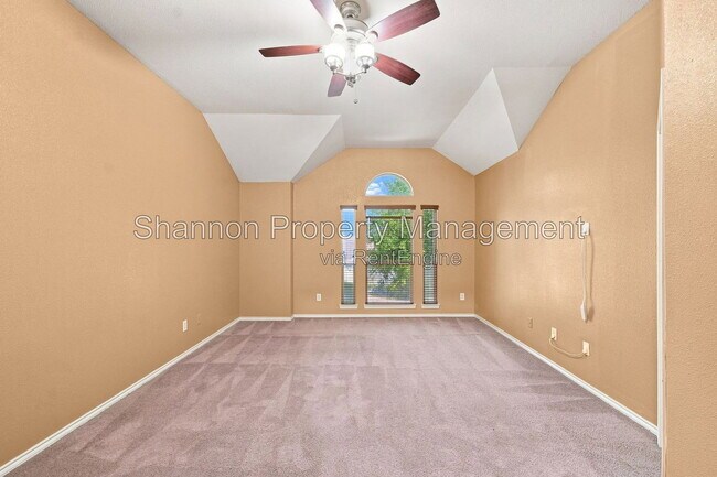 Building Photo - 16551 Pentonshire Ln