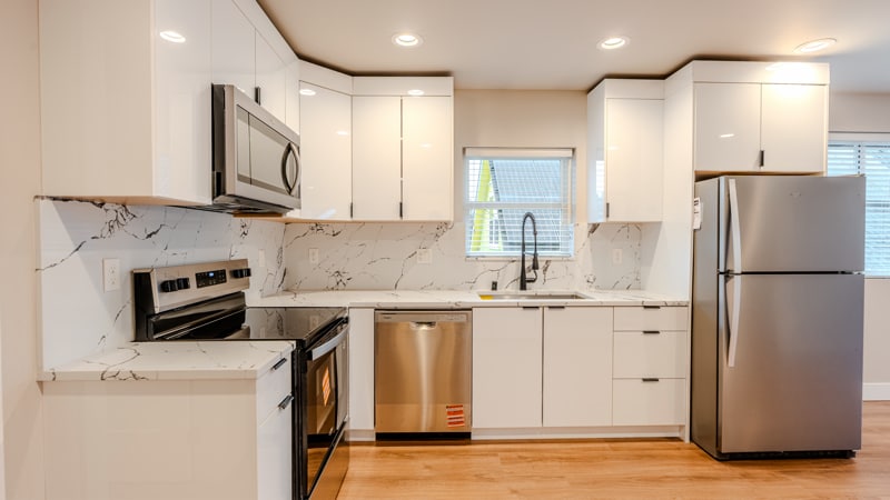 Building Photo - 2106 Oakes Ave