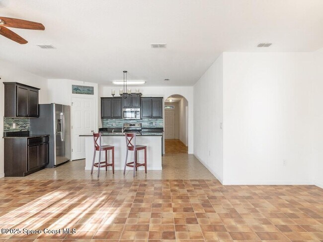 Building Photo - 1440 Lexington Square SW