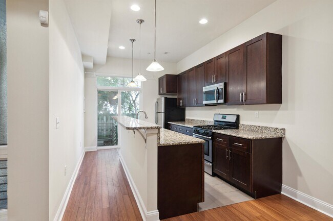 Building Photo - 1408 Willington St