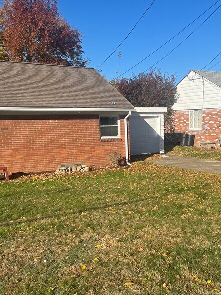 Building Photo - 106 Larry St