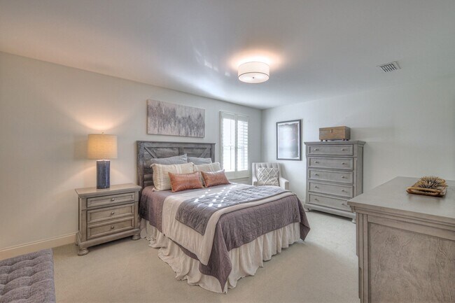 Building Photo - 3779 Wareham Dr