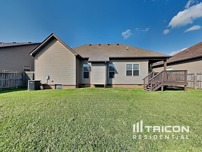 Building Photo - 1430 Raven Rd