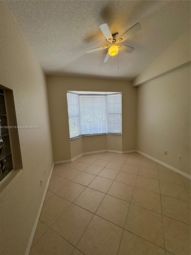 Building Photo - 775 SW 148th Ave