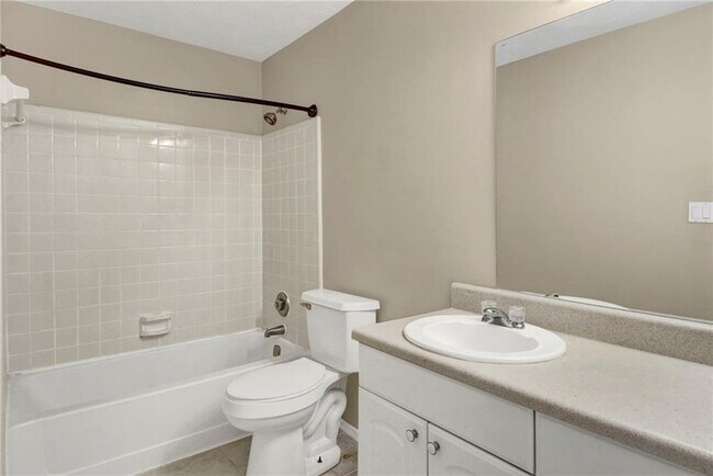 Building Photo - 707 Olde Mill Ln