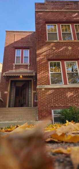 Building Photo - 4037 N Long Ave