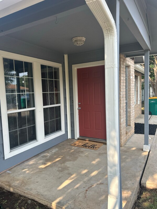 Building Photo - 110 Lehman St