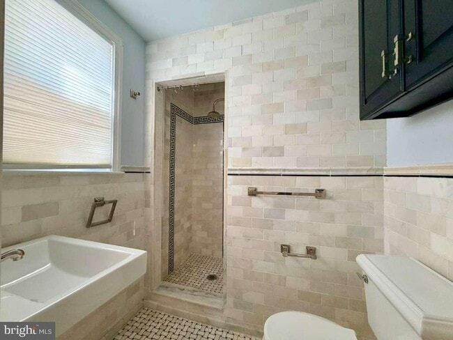 Building Photo - 5015 Fulton St NW