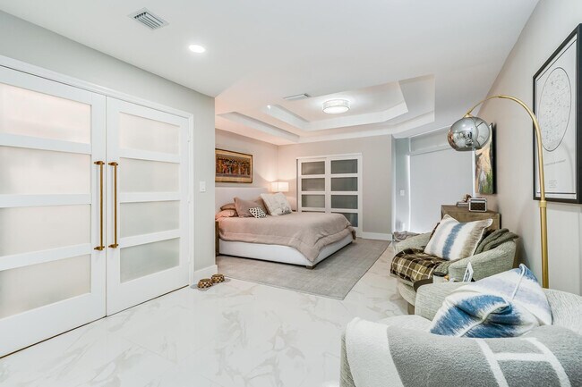 Building Photo - 154 Coventry Pl