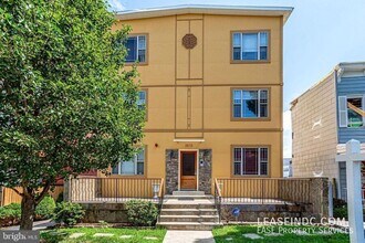 Building Photo - 3573 Warder St NW