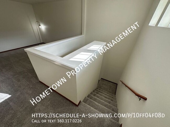Building Photo - 520 Yauger Way NW