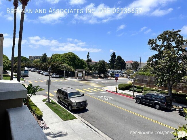 Building Photo - 2728 Farragut Rd