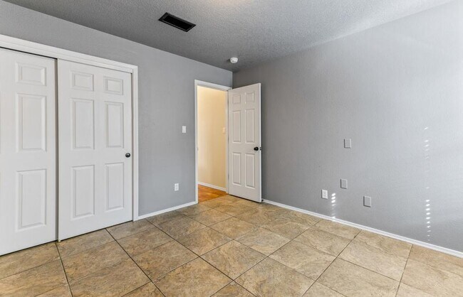 Building Photo - 4304 Prairie Hill Pl NW