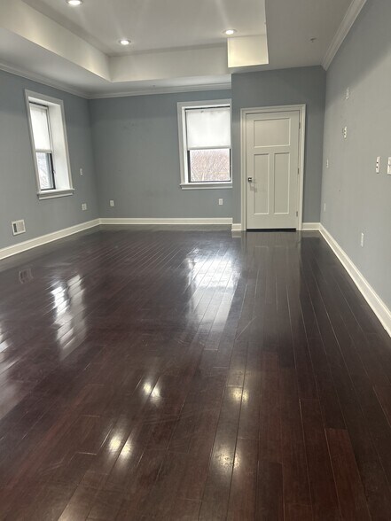 Bamboo Flooring - 13 Chester St