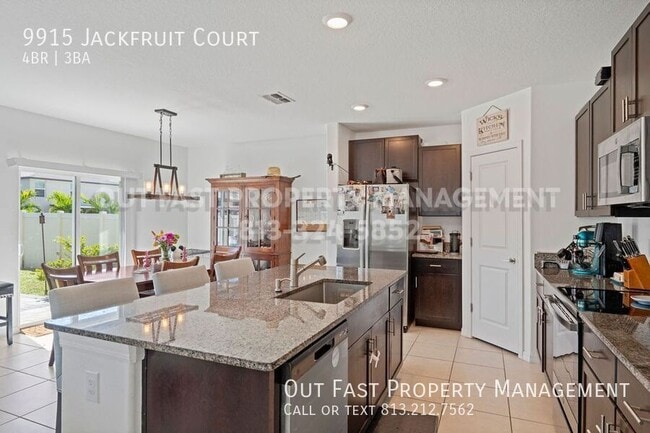 Building Photo - 9915 Jackfruit Ct