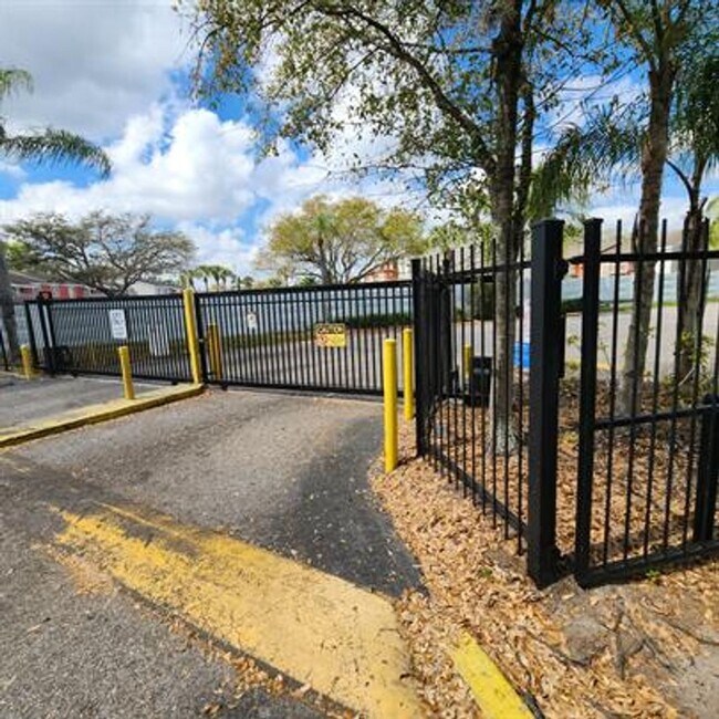 Building Photo - Waterside Community Condo – Steps from Scenic Hillsborough River