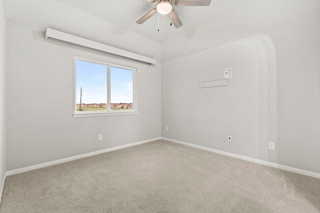 Building Photo - 3506 Lake Bella Megan Dr