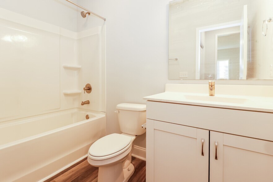 Building Photo - 68 Highland Forest Cir