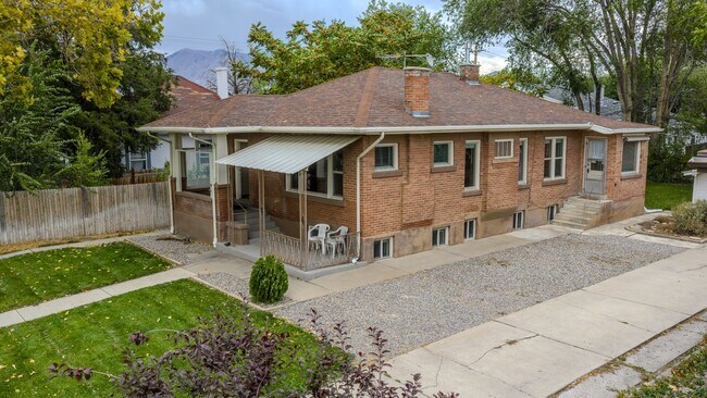 Primary Photo - Brown Duplex